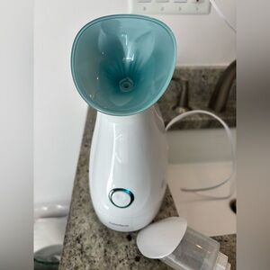 White and Blue Facial Steamer